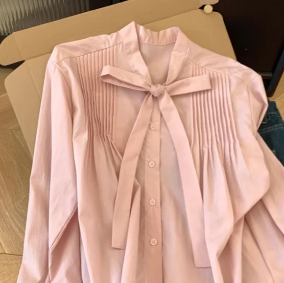 Pink Pleated Bow Tie Blouse - Picture 5 of 5
